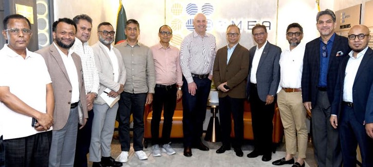 টেকসই পোশাক শিল্প গড়ার জন্য কেমার্টের সহযোগিতা চাইলেন বিজিএমইএ